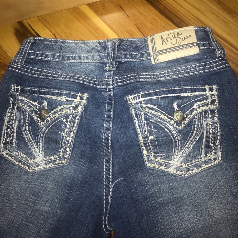 Ariya jeans